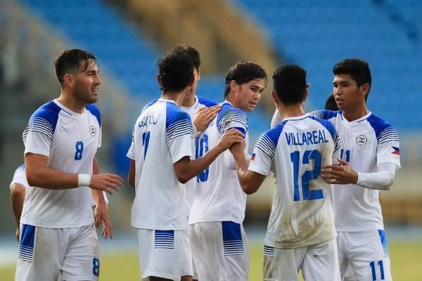 这3个镜头告诉你:有21名归化球员后的菲律宾是