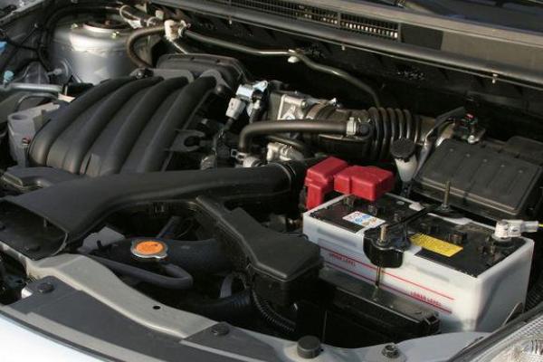 汽车电瓶最长能使用多久呢？平常应该注意什么才能延长寿命？