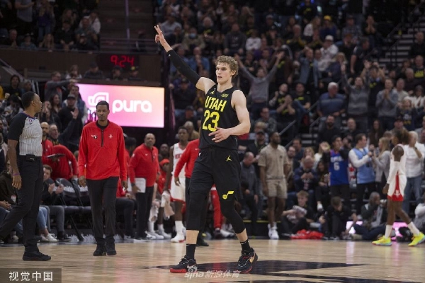 NBA綜述！東決步行者17分逆轉(zhuǎn)，老詹破紀(jì)錄，楊瀚森預(yù)測(cè)順位飆升