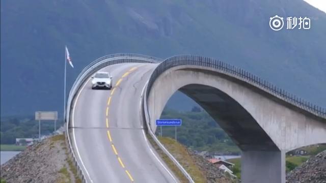 精致小车马自达CX-3！高颜值驾趣SUV长春车天下汽车街拍  ​