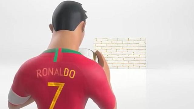 C罗主罚任意球前都会说什么?(含视频)