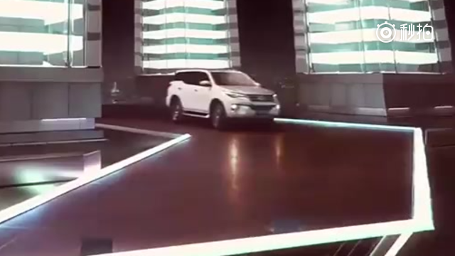 视频：丰田奔跑者 平行进口的硬派7座SUV