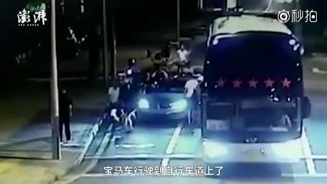 探访昆山反杀案现场:纹身男逃跑倒路边