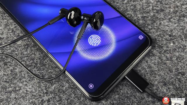 小米双单元半入耳式耳机TypeC版开箱体验:搭