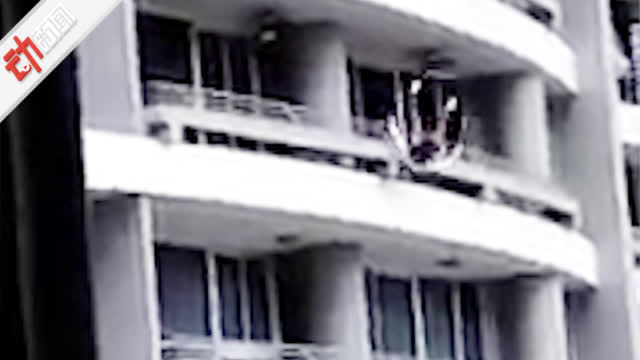 女子阳台自拍从27楼坠亡 数据动画：“自拍死”平均年龄仅22岁