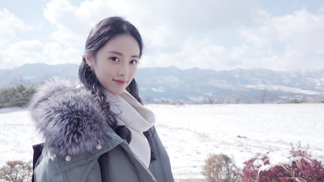 被爆料与胡歌领了结婚证的章乐韵长啥样?