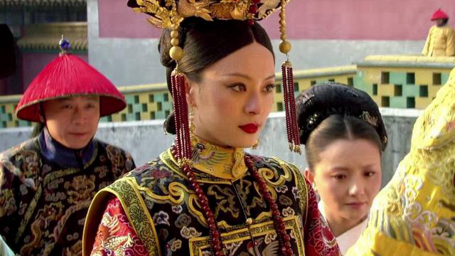 甄嬛从凌云峰回宫,功劳真的只是槿汐一人的?背后还藏了个高手