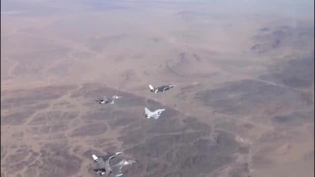 中国空军发布硬核拜年视频!彰显强大战斗力