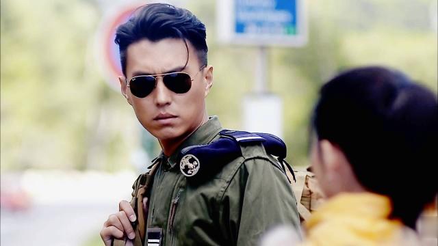 虽然只是客串,但靳东演军人也太帅了吧?