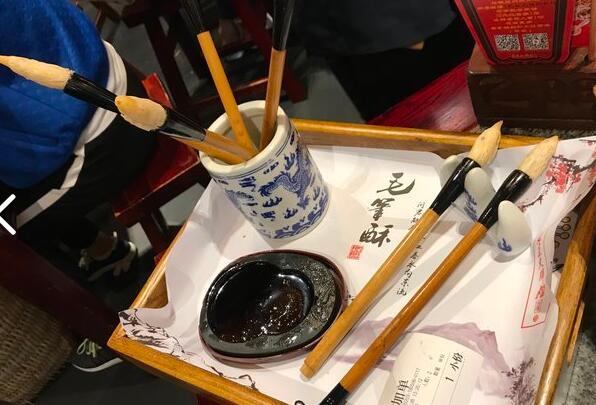 照片酥,油泼面,毛笔鸡,这里汇集了西安最著名的美食美食葫芦特色陕西图片