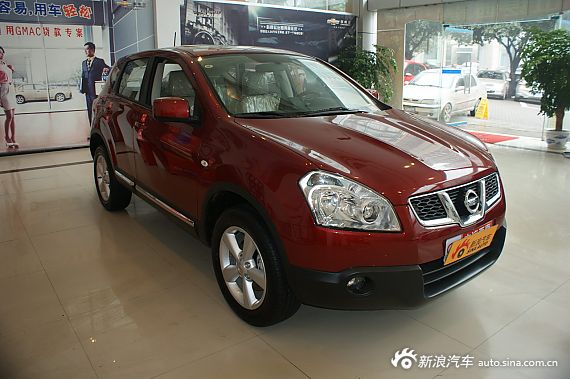2012款逍客2.0L两驱CVT XV雷