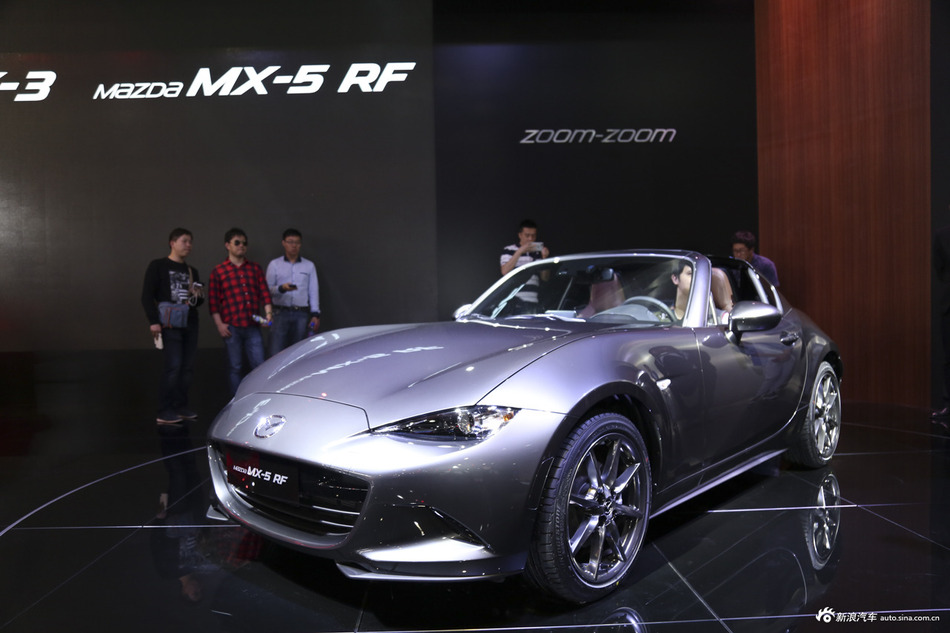 马自达MX-5 RF