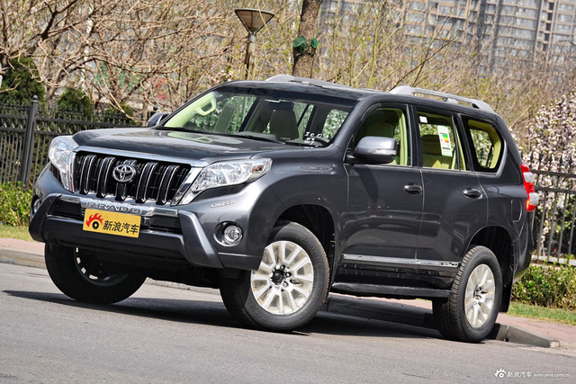 这才是真正的越野SUV 17款霸道4000中东7座版