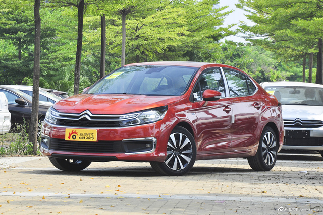 2016款雪铁龙C4L 1.6T自动精英型