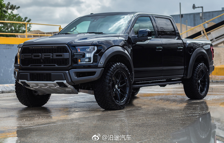福特F150 黑酷帅翻