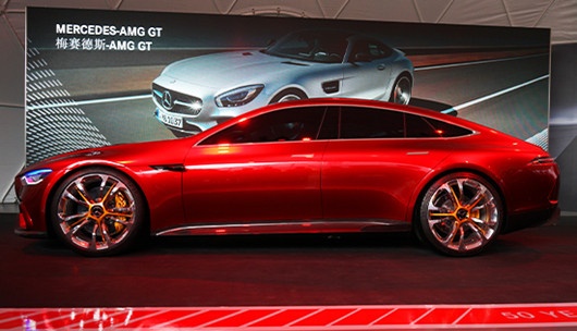 奥迪再度缺席CES 且看奔驰宝马在华“乱斗”