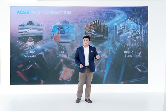 奥迪再度缺席CES 且看奔驰宝马在华“乱斗”