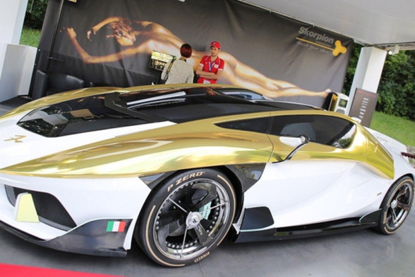 夏洛特跑车——一辆可以在车内养鱼的超跑