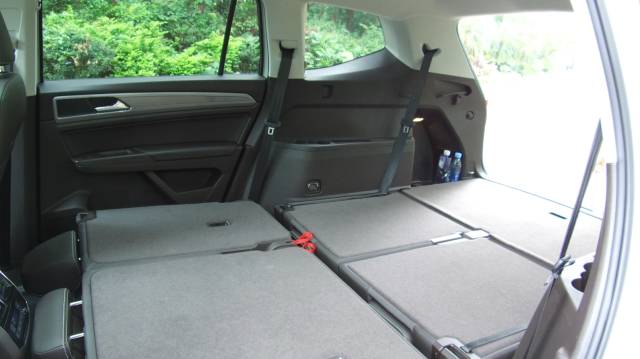 巨型7座高尔夫吓跑Q7 还省了30万买跑车!