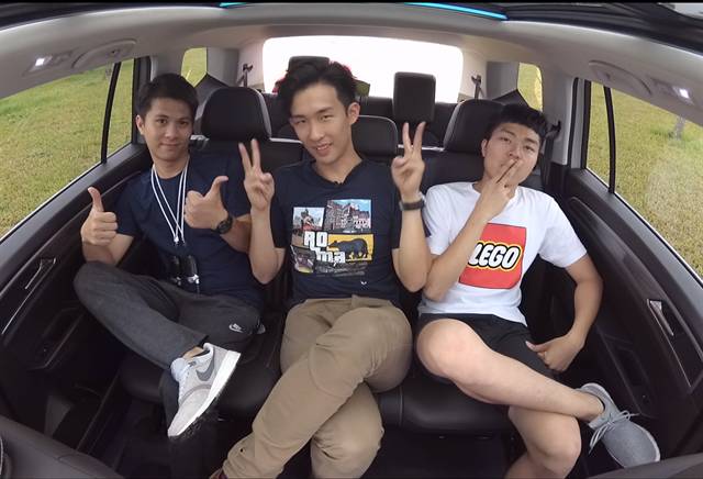 巨型7座高尔夫吓跑Q7 还省了30万买跑车!