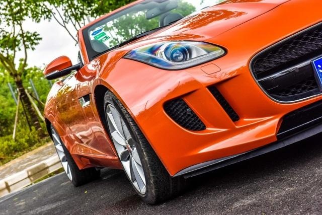 人品大爆发，开上了百万级敞篷跑车