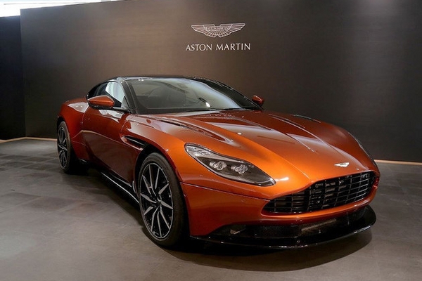 DB11 V8或将7月正式亮相 再创辉煌历史