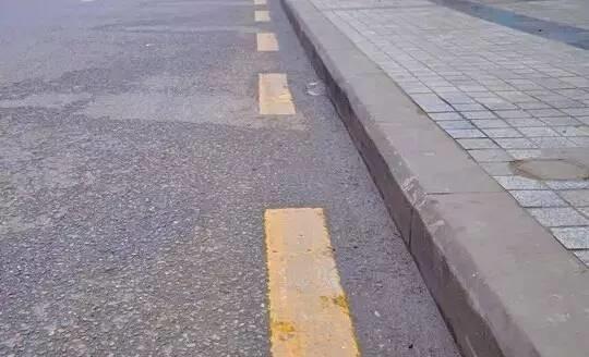 黄色实线和白色实线有什么区别?别等扣分了才知道