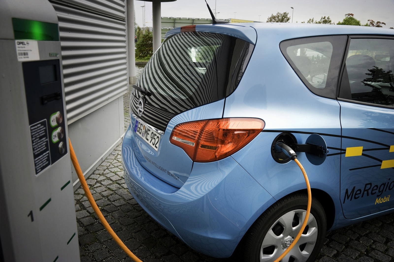 倪凯铭出走,PSA能拯救欧宝吗?