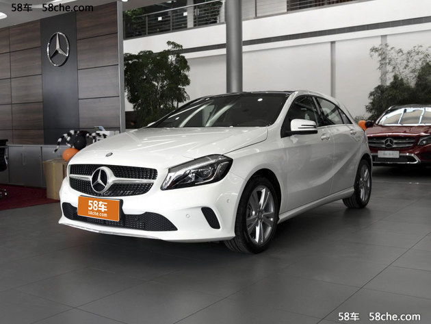 奔驰新款A级正式上市 售23.60-49.80万