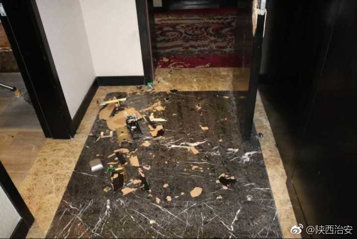 咸阳男子多次讨债未果便砸门钱未要回被刑拘