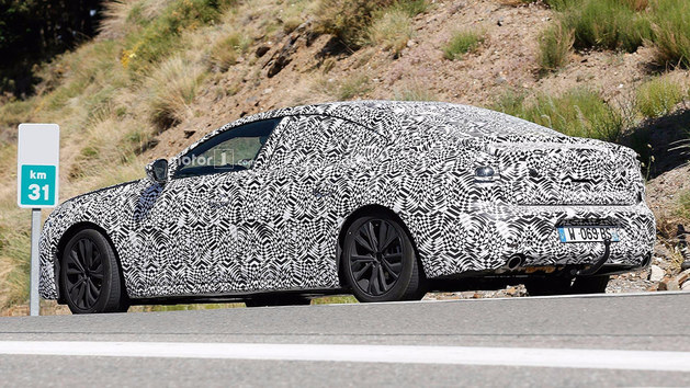 标致全新508谍照再次曝光 或推迟销售期