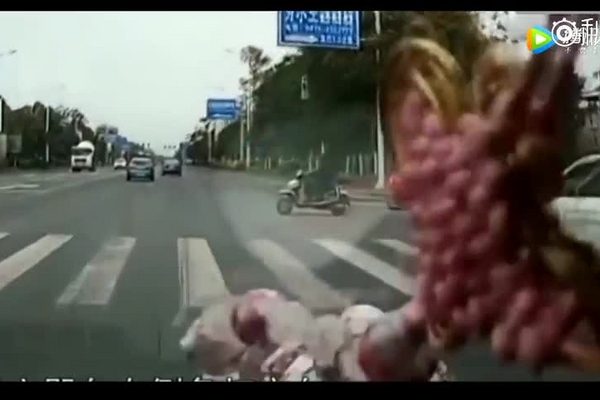 看了这些交通事故，就知道电动车多可恨了！