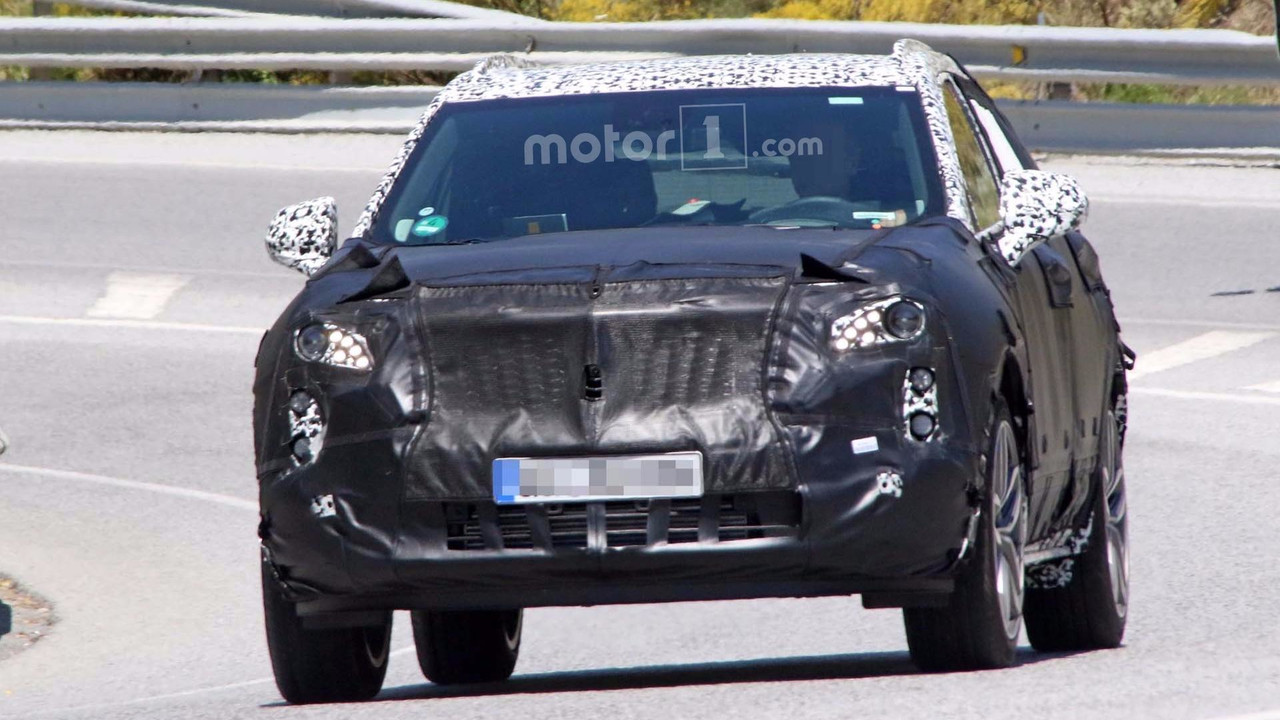 20170616_1497584340504593.jpg 2019-cadillac-xt4-spy-photo (3).jpg