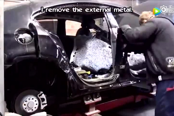 完全看不出来 大众CC事故车维修过程