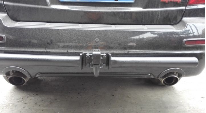 “拖车钩叫流氓钩”?这东西真能防追尾?-新浪汽车