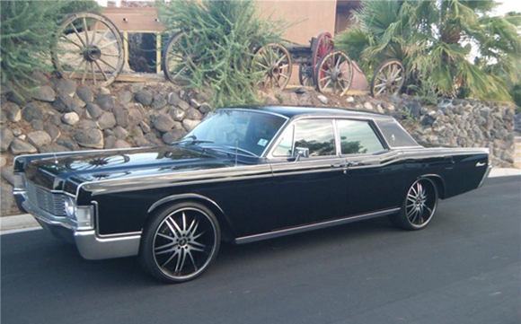 ▲美国1980年代以前,也曾流行深色汽车贴膜