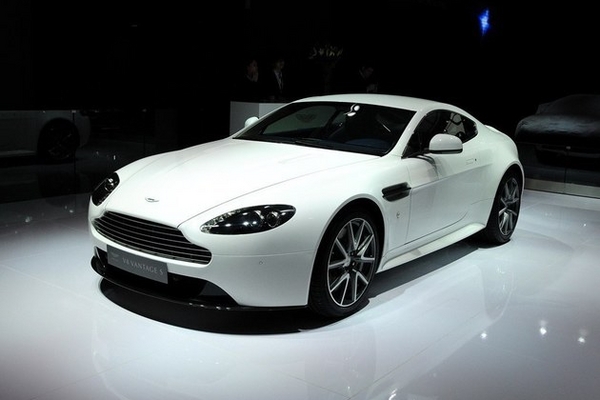 阿斯顿·马丁V8 Vantage召回 变速箱隐患