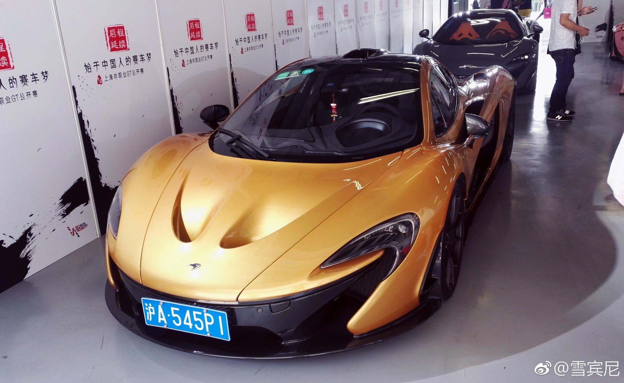 说到“赛车”、“跑车”或“汽车运动”