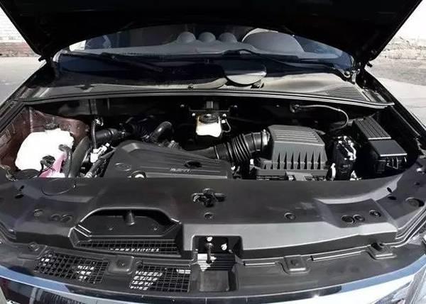 发动机舱不知道如何清洗?简单几步轻松搞定