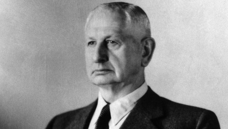 弗里德里克·弗利克,奔驰收购汽车联盟的关键人物