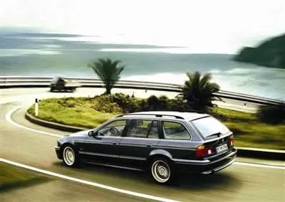 不会这些刹车技巧,别称自己是老司机