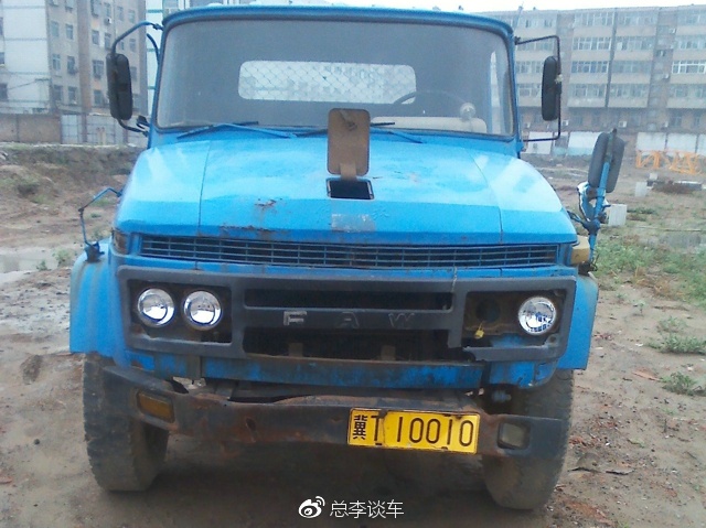 中国最牛卡车,比迈巴赫个性多了,这些车在路上