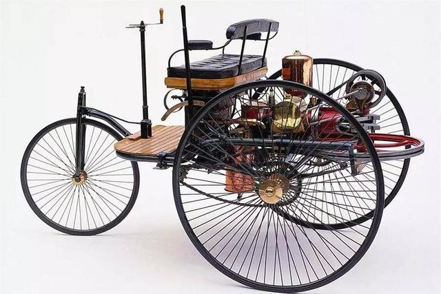 叫方向摇杆也许更贴切~