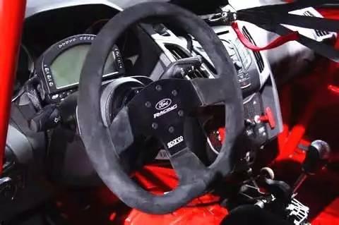 方向盘长成这样 你想过鸭子的感受吗?