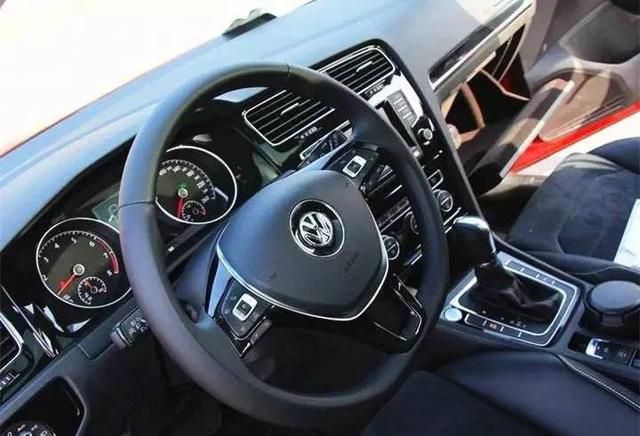 方向盘长成这样 你想过鸭子的感受吗?