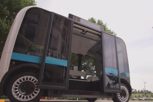 方便视力障碍者 墨尔本在校区试运行无人驾驶公交