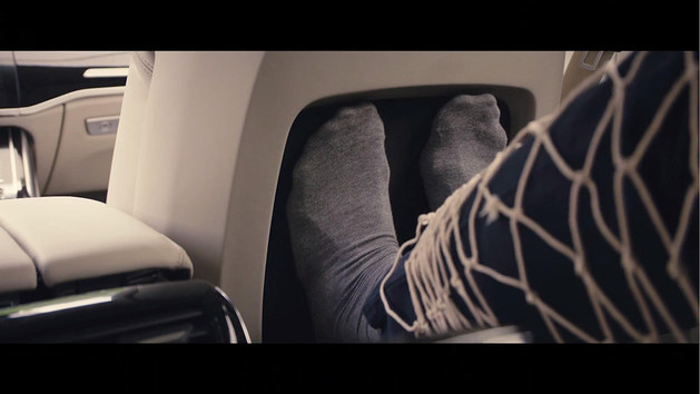 奥迪新A8展示超炫功能 配有“放松座椅”