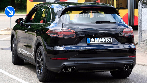 曝保时捷全新卡宴谍照 或将9月正式亮相