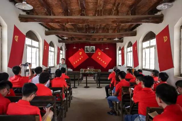 “从红色精神”到“千年大计”,远景SUV以车轮丈量时代足迹