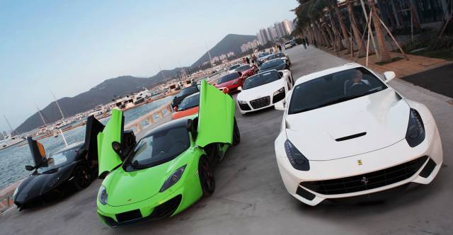 钱不够,又想买有面子的豪华车,砖叔推荐这条路子!